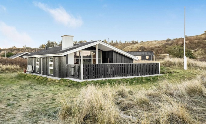 Lonstrup House | 3 bedroom beautiful home in Hjørring