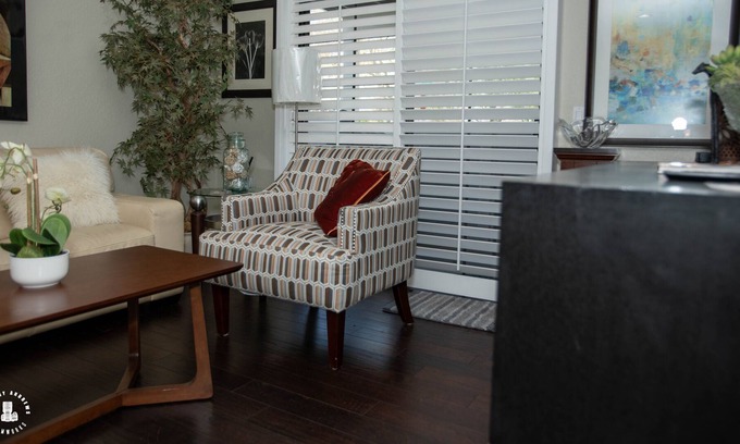 Azusa Condo | 3-Bedroom Condo, Hollywood Azusa Canyon