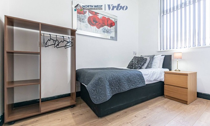 Preston House | 3 Bedroom Contractor Accommodation in Preston | Ideal for Long or Short Stays