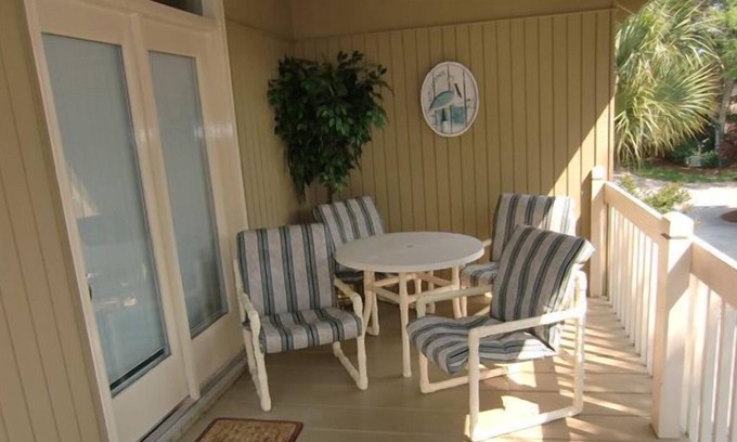 The Dunes Cottage | 3 Bedroom Cottage with a short walk to the beach