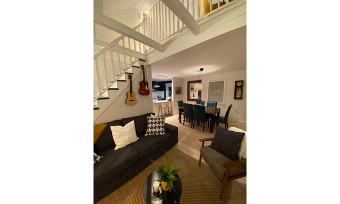 Halifax House | 3 bedroom, cozy cottage feel. 5 min drive downtown