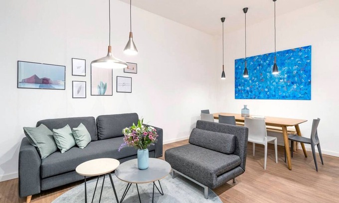 Mitte Apartment | 3-Bedroom Apartment (110sqm) with Terrace & Garden(1)