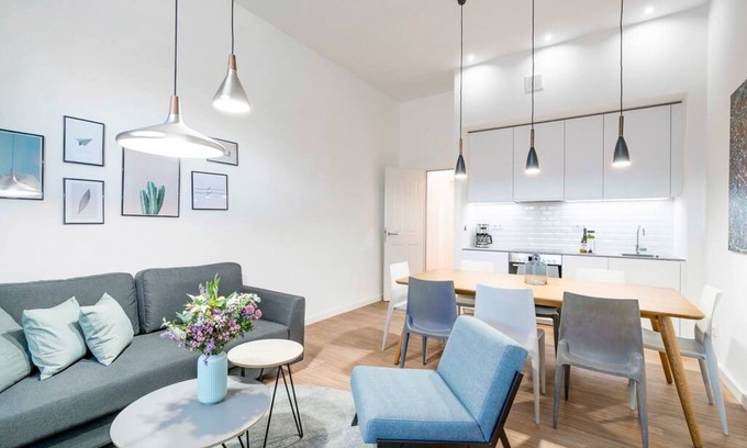 Mitte Apartment | 3-Bedroom Apartment (90sqm) with a Terrace & Garden(2)