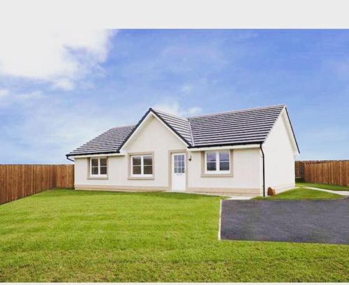 Conon Bridge House | 3 bedroom detached house