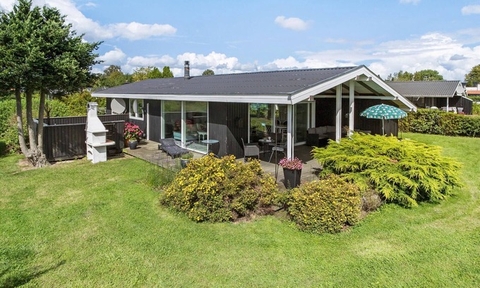 Pøt Strandby House | 3 bedroom gorgeous home in Juelsminde