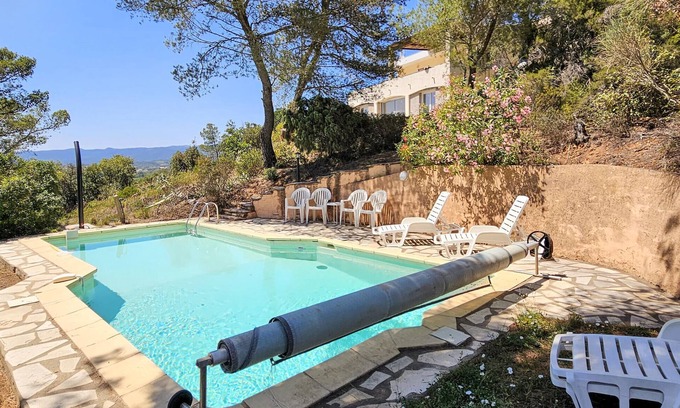 Pierrerue House | 3 bedroom gorgeous home in Pierrerue