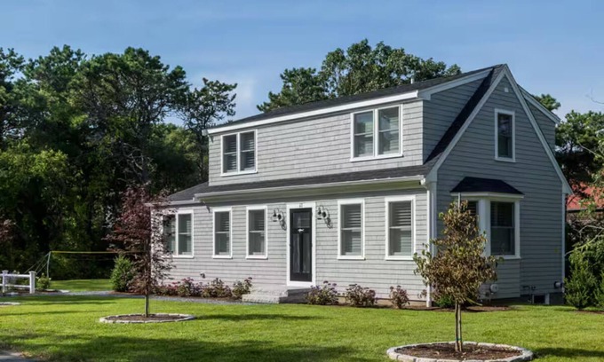 North Chatham House | 3-bedroom house in charming North Chatham with AC, WiFi. Enjoyable getaway