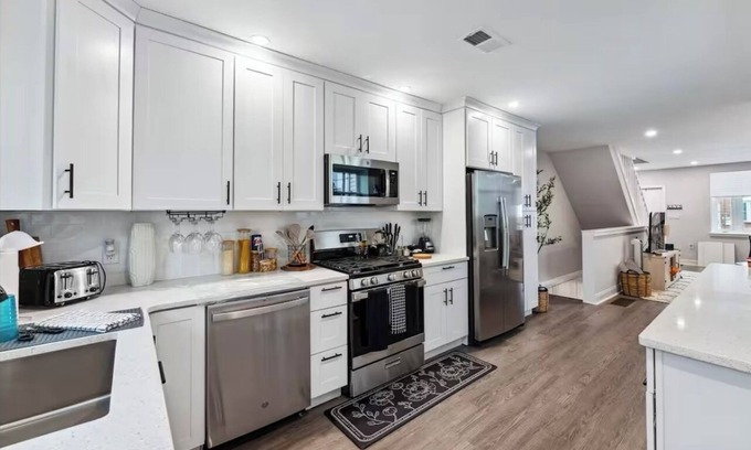 South Philadelphia House | 3-bedroom house in South Philadelphia near all stadiums