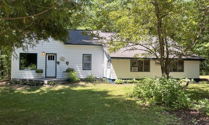 Washburn House | 3+ Bedroom House +SAUNA, Patio, DIRECT Snowmobile Trail Access, & Firepit