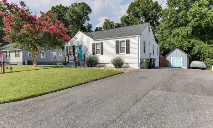 Williamsburg House | 3 bedroom in Williamsburg - Next to Busch Gardens!