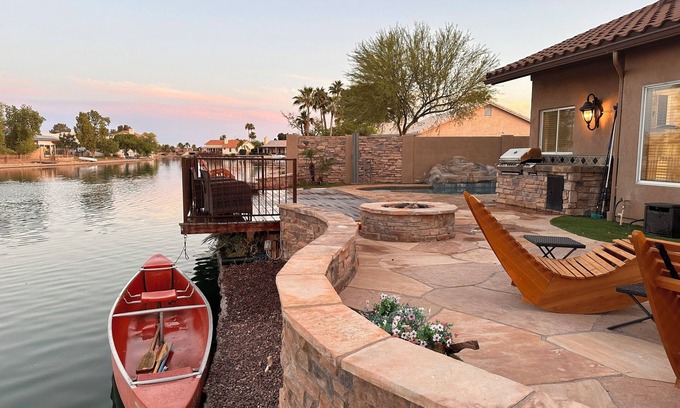 Casa Grande Villa | 3-bedroom Lake front villa in Casa Grande. with heated pool & spa. Kayak & bikes