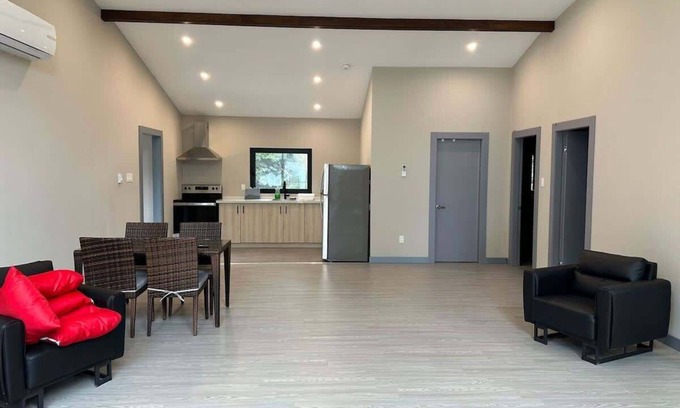 Lakefield Cabin | 3-bedroom Lakefront Villa #2