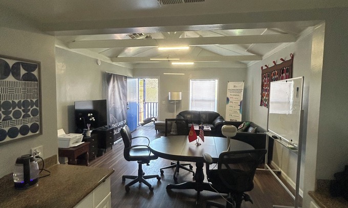 San Bruno House | 3-bedroom Live and Work Startup House near public transit and SFO in San Bruno