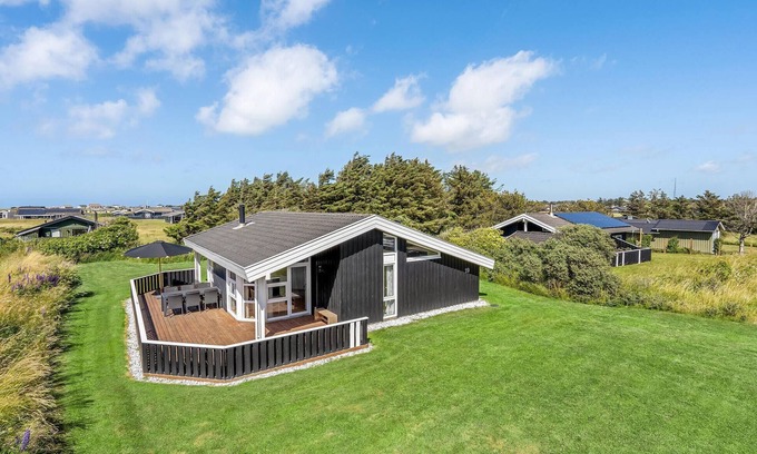 Lonstrup House | 3 bedroom stunning home in Hjørring