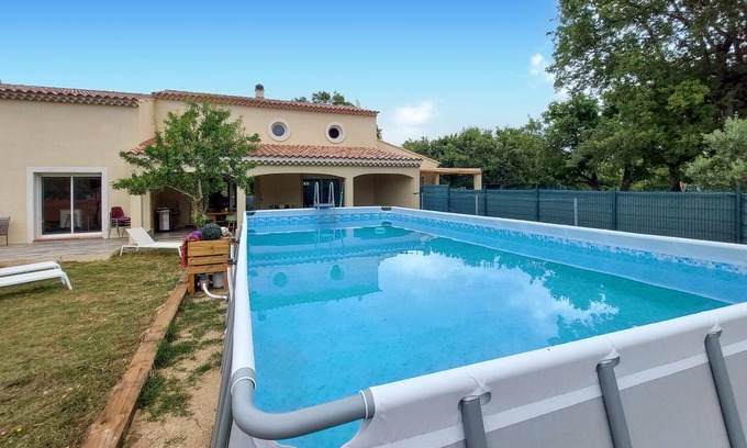 Regusse House | 3 bedroom stunning home in Regusse
