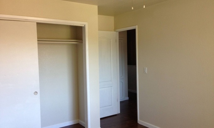Modesto House | 3-bedroom townhome in tranquil Modesto with AC