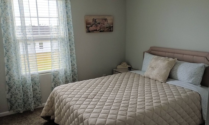 Southport House | 3-bedroom house in awesome Southport with WiFi, AC