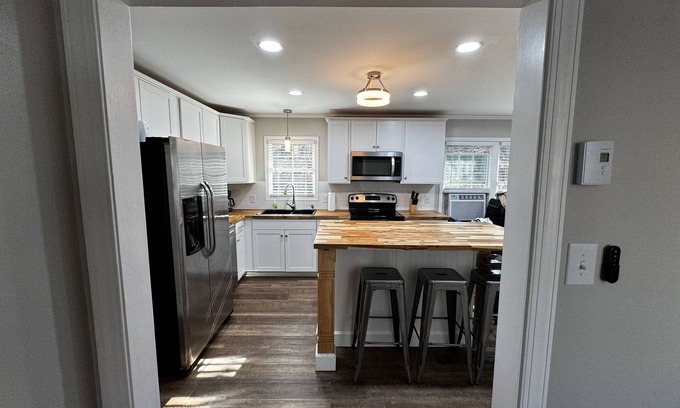 Lillington House | 3-bedroom vacation home near Cape Fear River