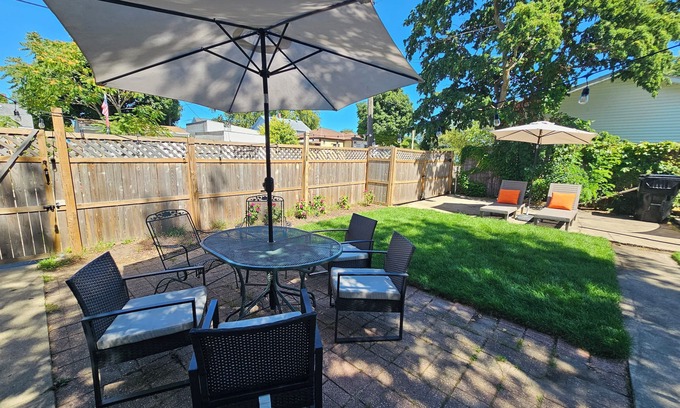 Racine House | 3-bedroom vacation home just a short walk to Lake Michigan