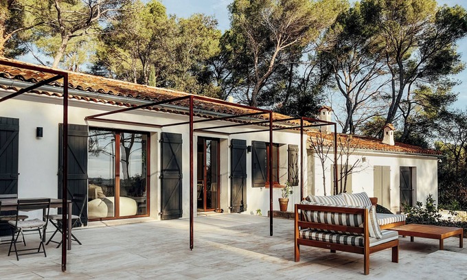 La Colle-sur-Loup Villa | 3-bedroom villa in fabulous La Colle-sur-Loup with AC, WiFi
