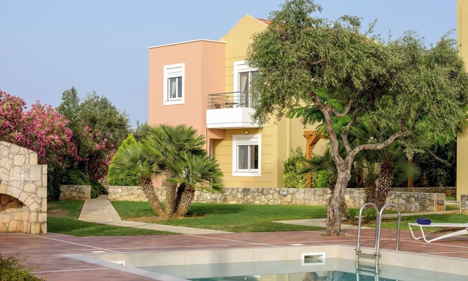 Chorafakia Villa | 3-bedroom Villa Myrtus, Spacious Retreat, Garden&Relaxing Pool, fast WiFi, AC