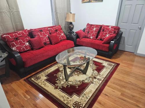 Greenville Apartment | 3 bedrooms apt,2 baths,15 mins to NYC