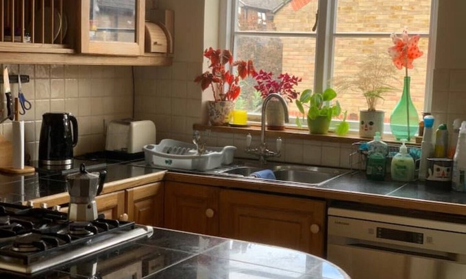 Rotherhithe House | 3 bedrooms house near Tower Bridge, 2 bathrooms & free parking