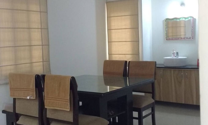Hyderabad Apartment | 3 BHK Hitech Shilparamam Guest House