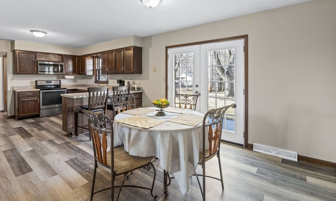 Columbia House | 3 BR, 2 bath home near Cosmo Park, Columbia Mall.
