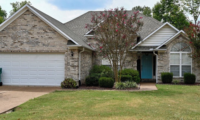 Jackson House | 3 Br; 2 Br house; Edgewater cove; North Jackson, TN, sleeps 6