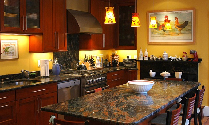East Cambridge House | 3 BR/3 BATH in Historic Home Mins from Kendall Sq , MIT, Harvard, Boston.