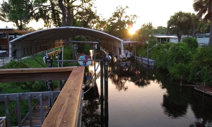 Grove City House | 3 BR home on a canal in Paradise - 10 mins from many beaches!