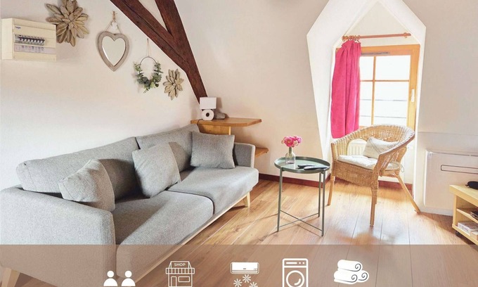 Eguisheim Apartment | 3 châteaux duplex gite - Village centre