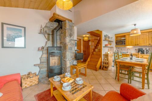 Le Tour Apartment | 3 chambres - Plan des Reines - 356 - Happy Rentals