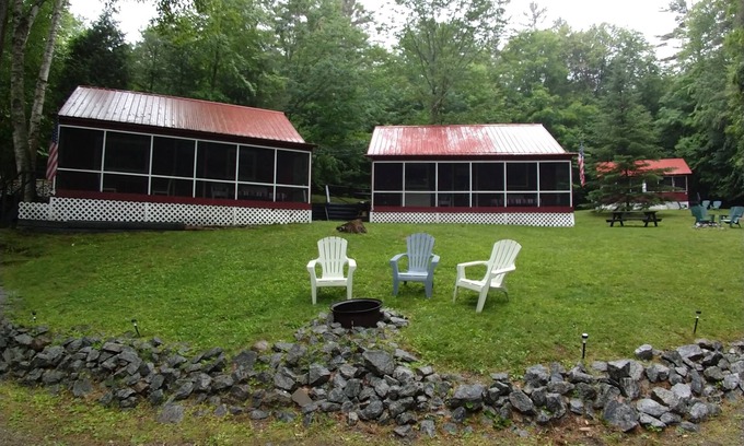 Chestertown Cottage | #3 Chester @ Birchwood Cottages at Loon Lake. Family Friendly Waterfront