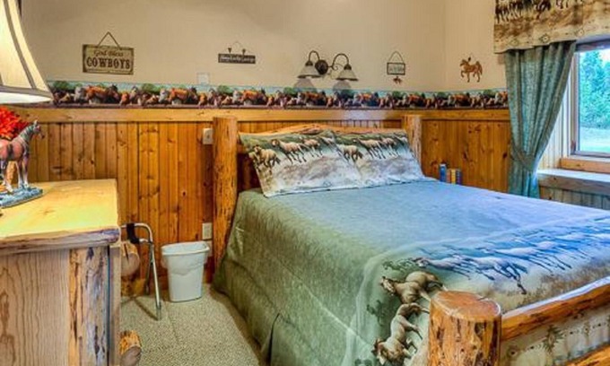 Coram Cabin | #3 - COWBOY CABIN – BEAUTIFUL PRIVATE SETTING, 6 MILES TO GLACIER PARK