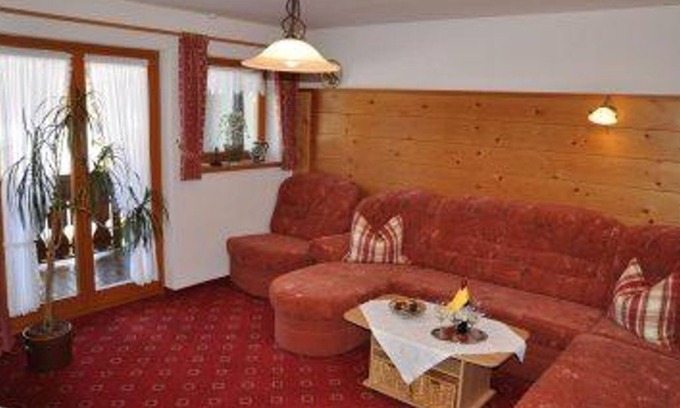 Obermaiselstein Apartment | 3 Holiday apartment Sonnenkopf - Gästehaus Breyer