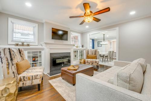 West End House | 3 Mi to Dtwn Home with Fenced Yard in Atlanta!