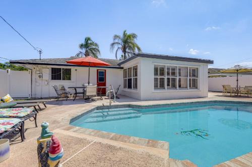 Hunt Club House | 3 Mi to Dtwn Pet-Friendly Palm Beach Gardens Home