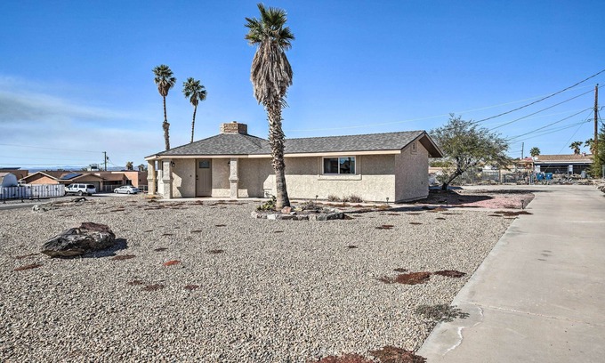 Lake Havasu City House | 3 Mi to Lake Havasu: Family Home w/Game Room
