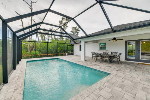 Englewood East House | 3 Mi to Public Beach Port Charlotte Getaway!
