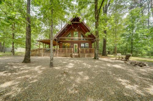 Broken Bow House | 3 Mi to State Park and Lake Broken Bow Cabin!