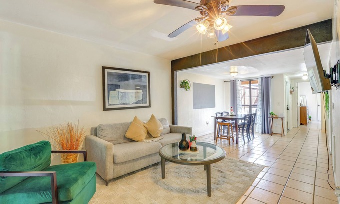 Gainesville House | 3 Mi to UF Campus: Charming Gainesville Townhome
