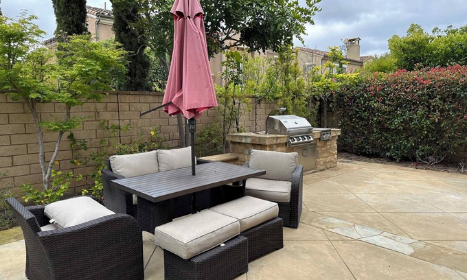 Woodbury House | 3 million Villa in Irvine 5 Bedroom 6 Bath
