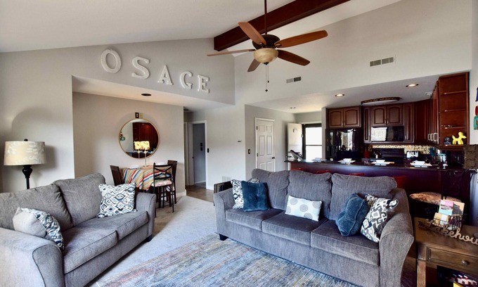 Osage Beach Condo | 3 outdoor pools-mazing Water views!-2 Bedroom condo - PICKLEBALL COURT