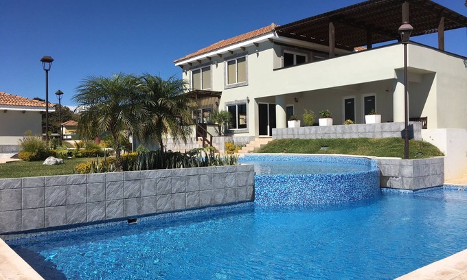 Guatemala City House | 3 POOLS-Gated-24Hr Security-Guatemala-Carretera a El Salvador CA1 & new Carr VAS