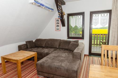 Schaprode Apartment | 3-R-Ferienwohnung-fuer-4-Personen-in-Schaprode-auf-Ruegen-Zi3