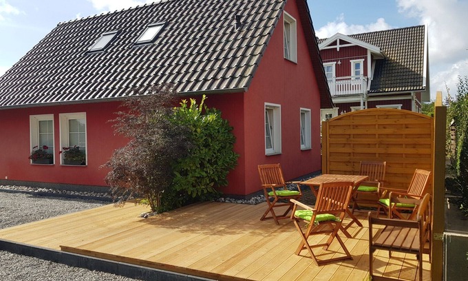 Mariendorf House | 3-room apartment Rügen 3 on Rügen, SAUNA possible!