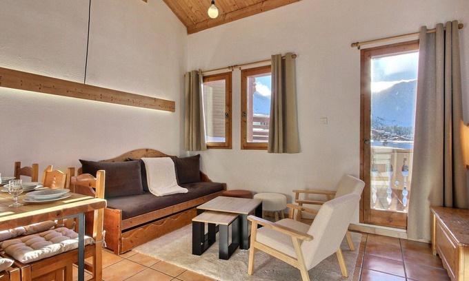 Plagne Soleil Apartment | 3-room apartment at the foot of the slopes with fireplace and balcony