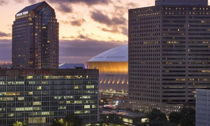 Central Business District Resort | 3 Spacious Spaces! Family Break. Great Downtown Base near Lafayette Square